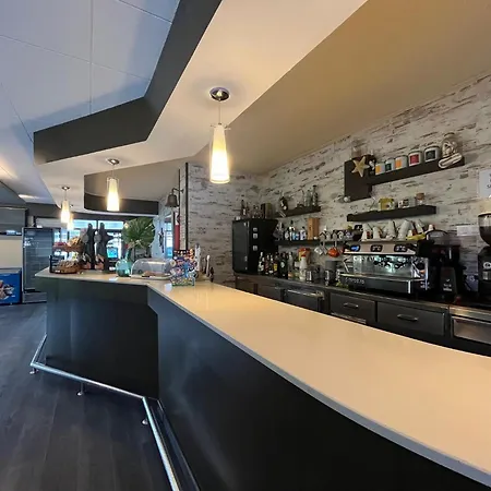 Aparthotel Barco Da Vella *